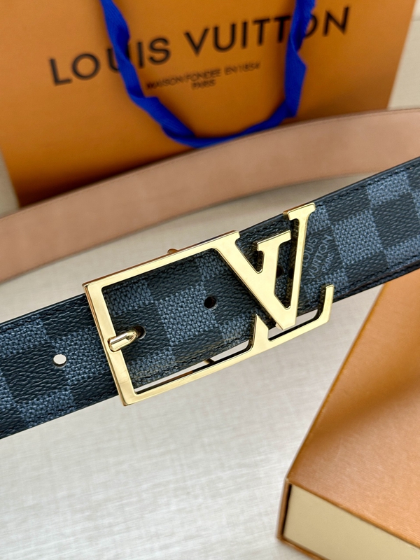 激安ルイヴィトンベルト背面デザイン